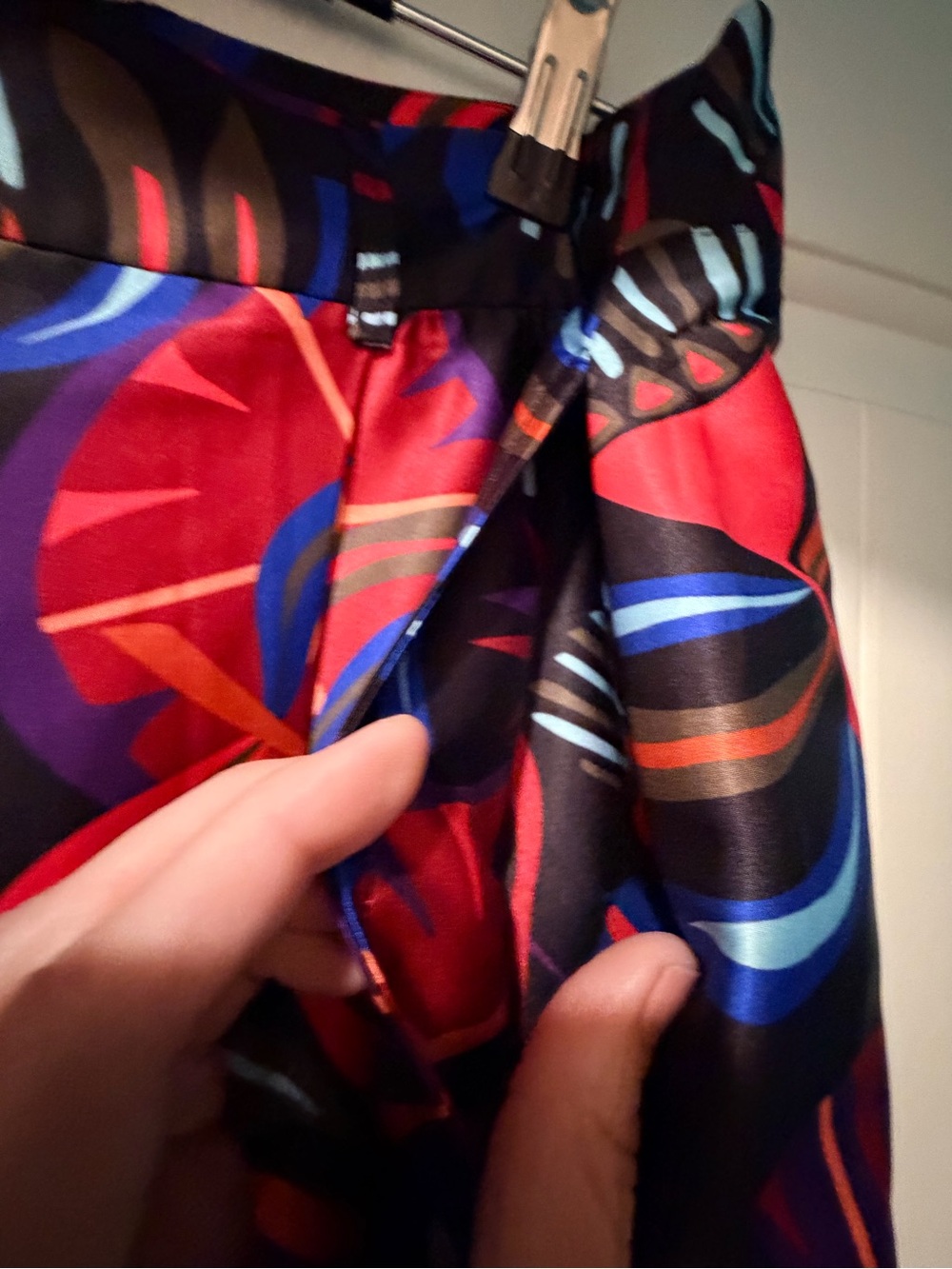 Black Multi Floral A-LineShorts - Picture 5 of 9